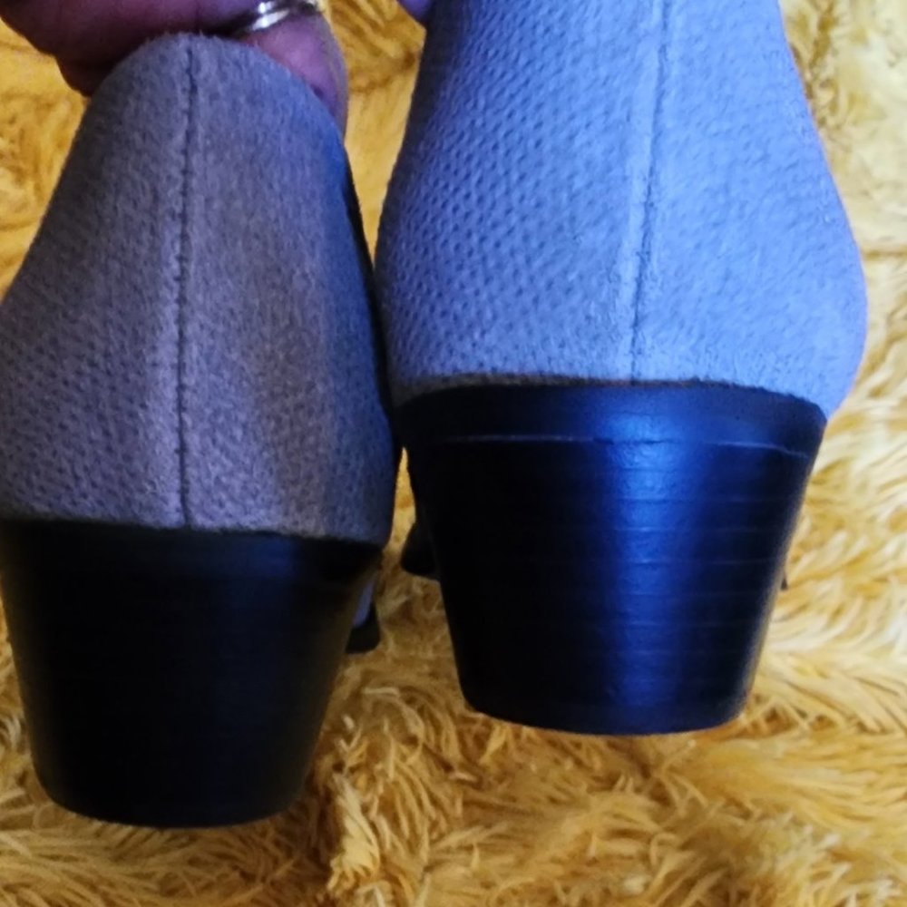 Yellow Box Gray Booties - Picture 5 of 6
